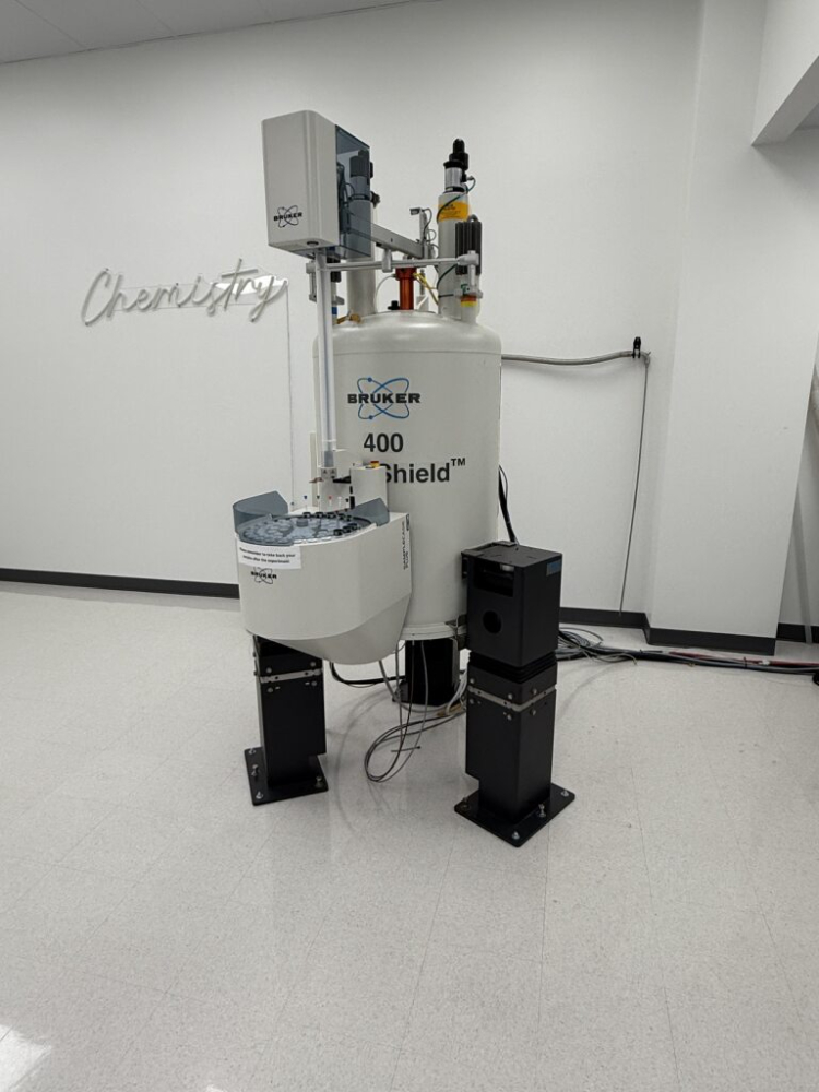 Image of Bruker Avance Nuclear Magnetic Resonance Spectrometer